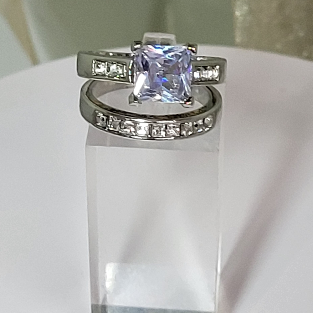 2pc Elegant Sterling Silver / copper Ring Set 8 Wedding Band Included. - Picture 6 of 6